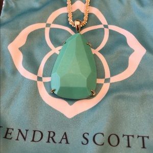 EUC Kendra Scott Mint Pendant Necklace